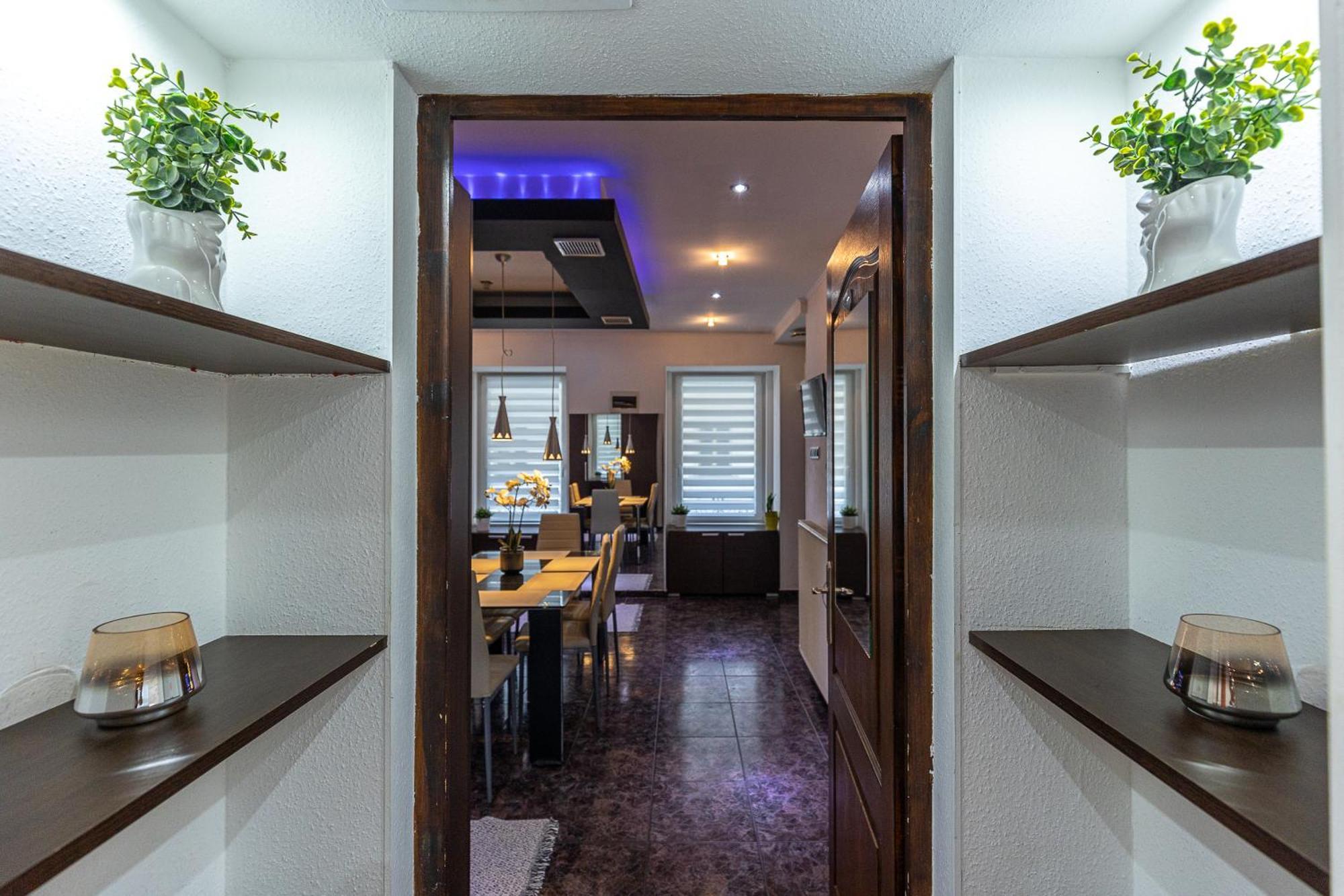 City Vibes Apartment - 3 Bdrms Budapest Exterior foto